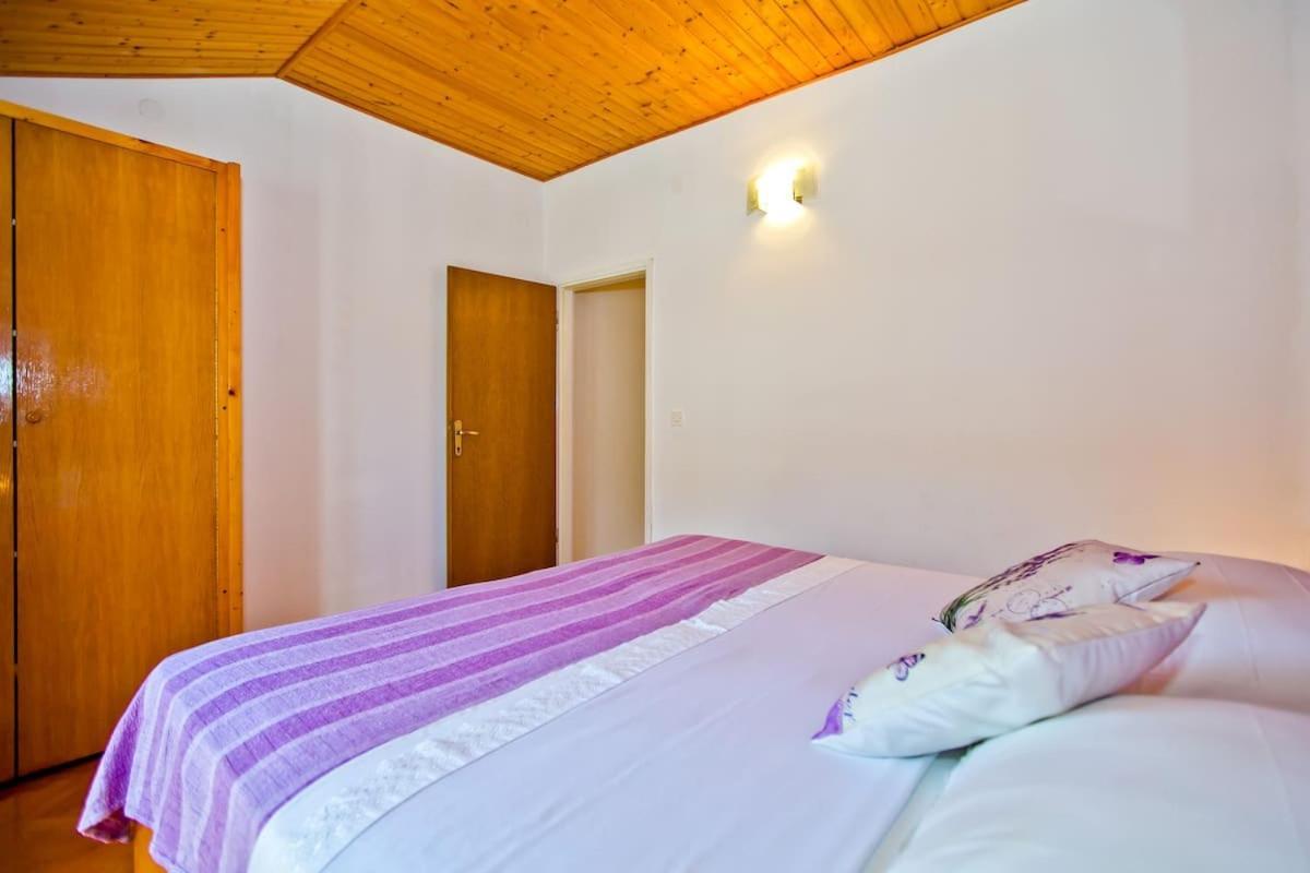 Villa Mateljan Zastražišće Dış mekan fotoğraf