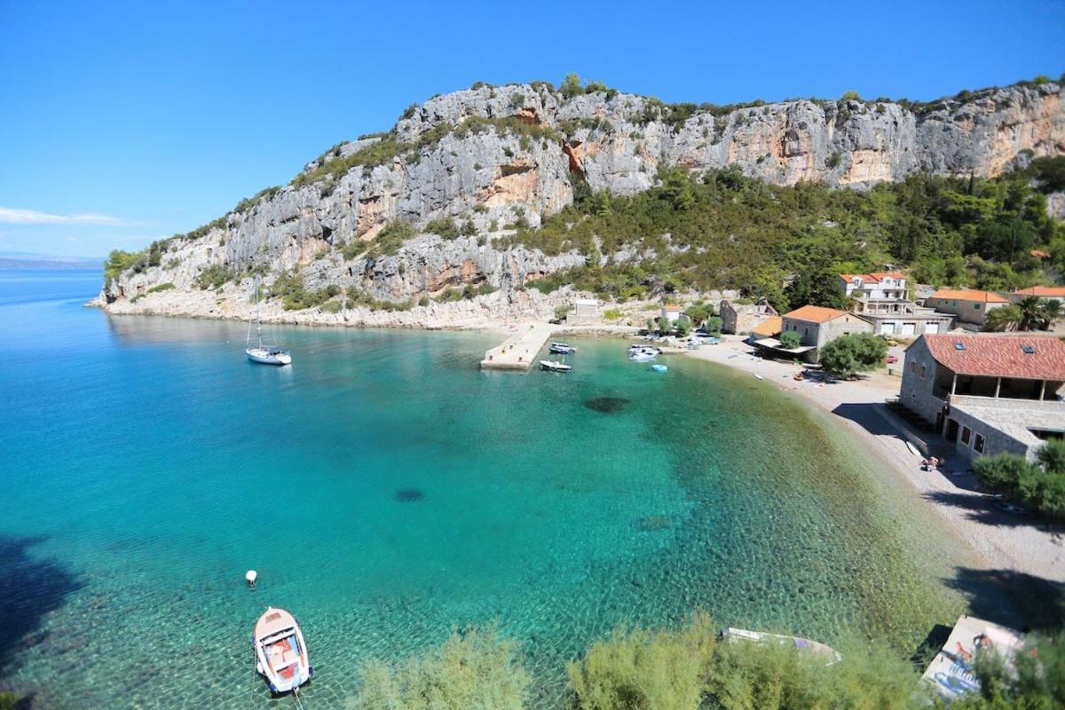Villa Mateljan Zastražišće Dış mekan fotoğraf