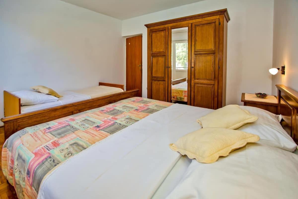Villa Mateljan Zastražišće Dış mekan fotoğraf