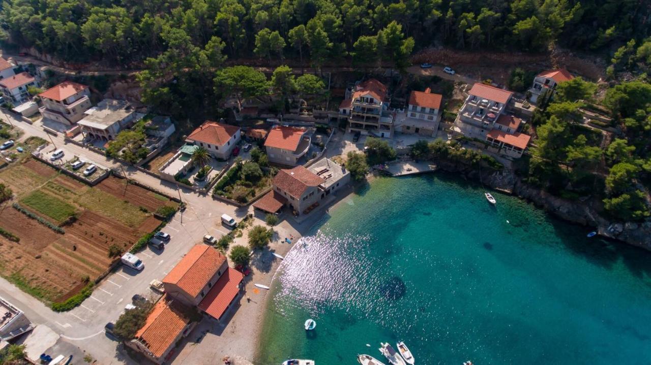 Villa Mateljan Zastražišće Dış mekan fotoğraf